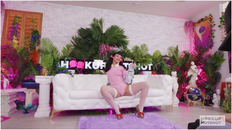 HookupHotshot 25 06 26 Episode 428 Beca Barbie Bts 1080p